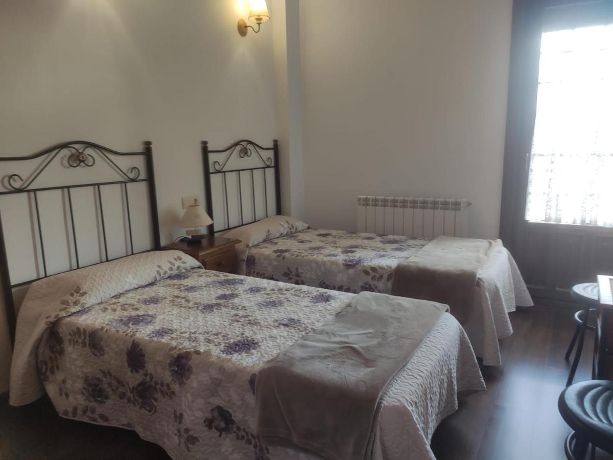 Apartamento Fuendeplata ハカ エクステリア 写真